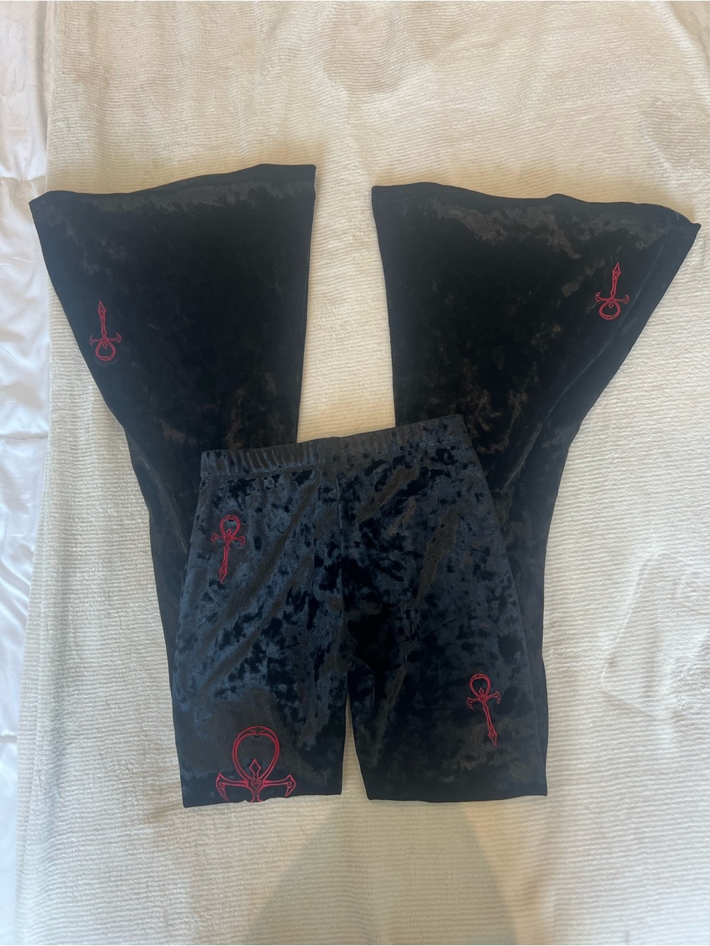 Widow Black Velvet Flare Pants with Ribbon Tie Up - Picture 5 of 6